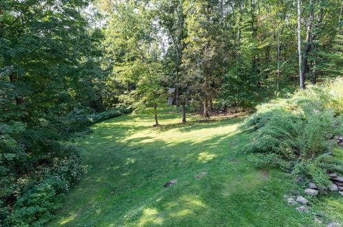 29 Iron Mountain Rd, Kent, CT 06757 exterior