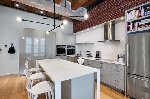 319 A St, Roxbury-Xing, MA 02210 exterior