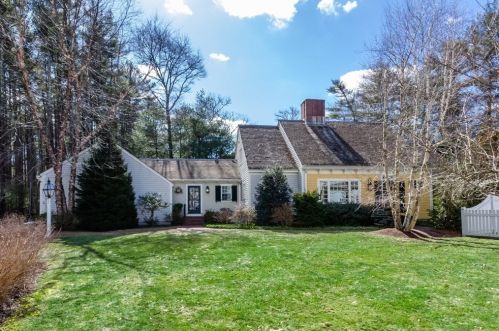 6 Briggs Lane Ct, Marion, MA 02738 exterior