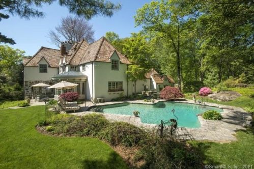 22 Frost Rd, Greenwich, CT 06830 exterior