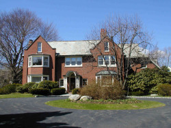 9 Burnham Rd, Newton, MA 02465 exterior