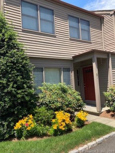 47 Lambert Cmn, Wilton, CT 06897 exterior