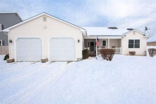 85 Jensen Rd, Williston, VT 05495 exterior