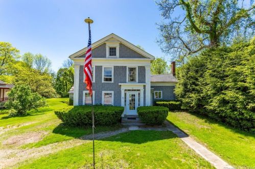 19 Plains Rd, Moodus, CT 06469 exterior