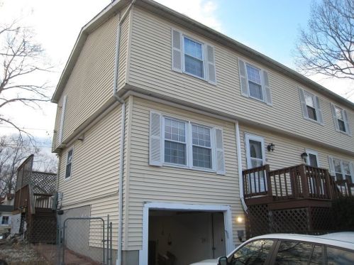 34 Rudolph St, Worcester, MA 01604 exterior