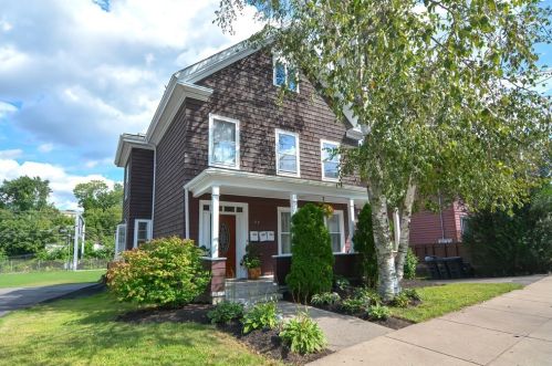 37 Summer St, Roxbury-Xing, MA 02136 exterior