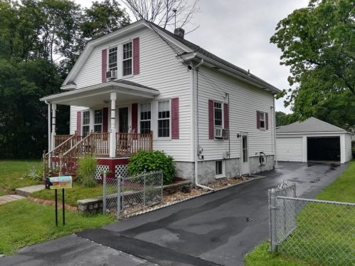 2 Arlington St, Woonsocket, RI 02895 exterior