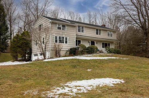 87 Barry Ave, Ridgefield, CT 06877 exterior