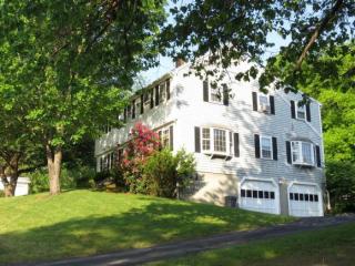 113 Signal Hill Dr, Brattleboro, VT 05301 exterior