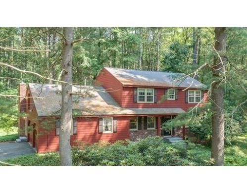 13 Old Homestead Rd, Graniteville, MA 01886 exterior