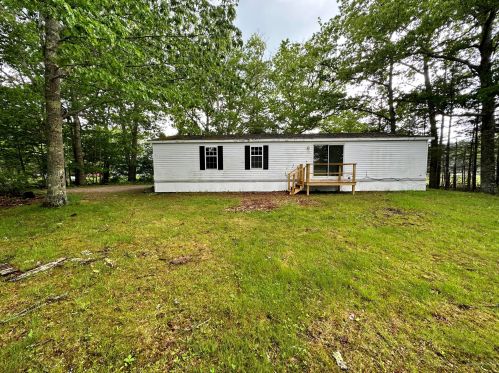 142 Southern Bay Rd, Penobscot, ME 04476 exterior