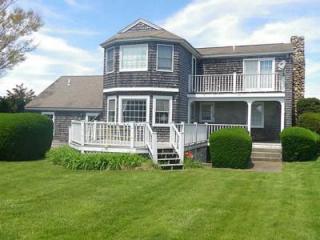 7 Upland Rd, Westerly, RI 02891 exterior