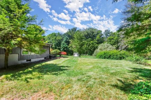 11 Bennetts Farm Rd, Ridgefield, CT 06877 exterior
