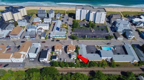 40 Grand Ave, Old Orchard Beach, ME 04064 exterior