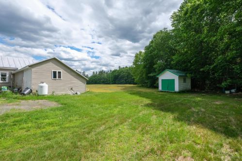 172 Airport Rd, Norridgewock, ME 04957 exterior