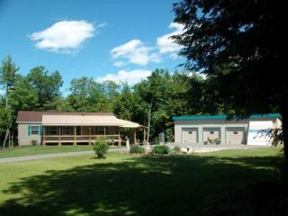 85 Breezy Acres Dr, Vernon, VT 05354 exterior