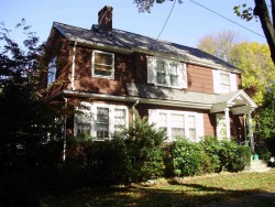 121 Carver Rd, Newton, MA 02461 exterior