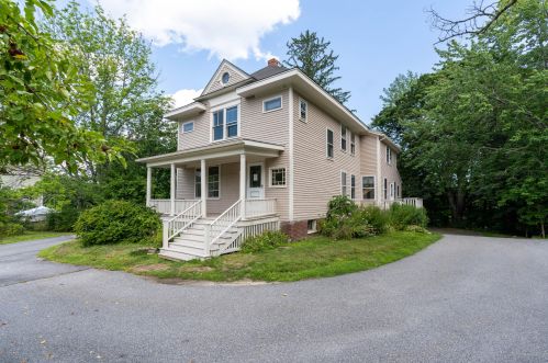 133 Gray Rd, Falmouth, ME 04105 exterior