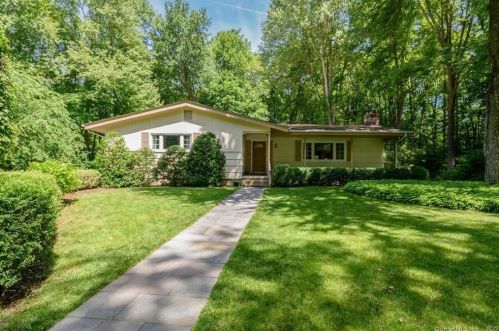 201 Range Rd, Wilton, CT 06897 exterior