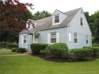 36 Pleasant Dr, New-Haven, CT 06514 exterior