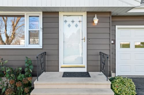 20 Newton Rd, Bath, ME 04530 exterior