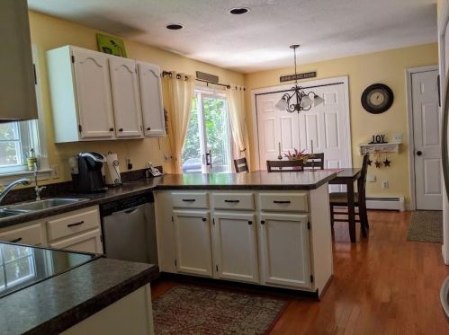 142 Barton Corner Rd, Hopkinton, NH 03229 exterior