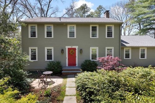 27 Paine Rd, Cumberland, RI 02864 exterior