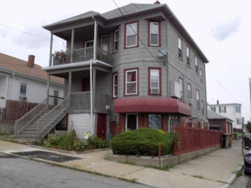 210 Ledge St, Providence, RI 02904 exterior