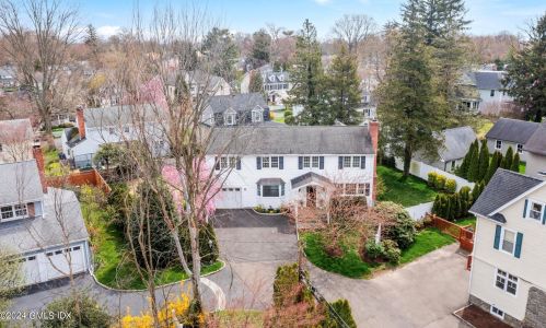 302 Sound Beach Ave, Old-Greenwich, CT 06870 exterior