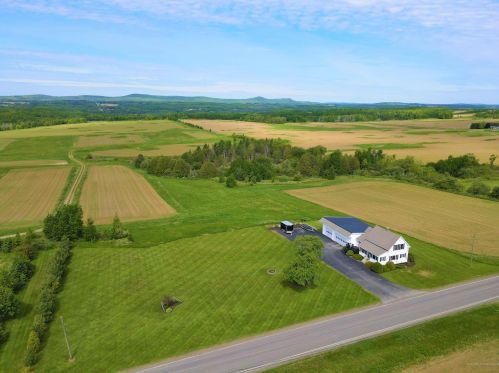 374 Ridge Rd, Mars-Hill, ME 04758 exterior
