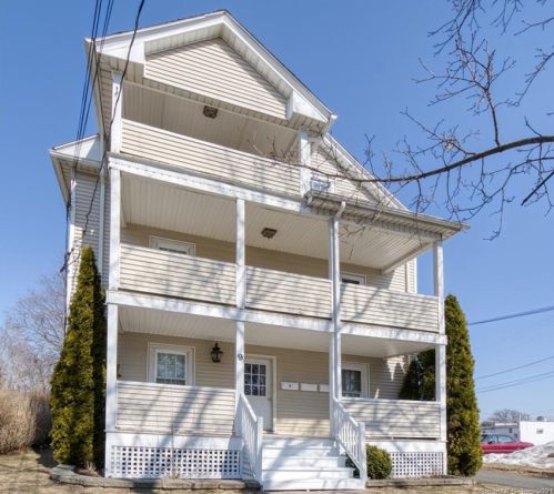 7 Broad St, Plainville, CT 06062 exterior