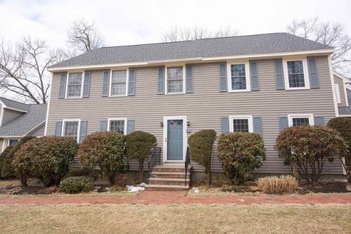 2 Captain Cook Way, Plaistow, NH 03865 exterior