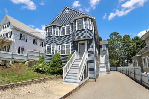 11 Webster St, Roxbury-Xing, MA 02128 exterior