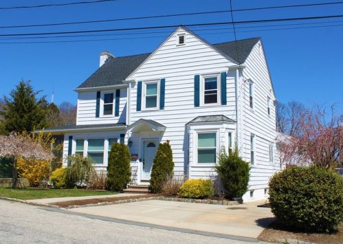7 Stimpson Dr, Johnston, RI 02919 exterior