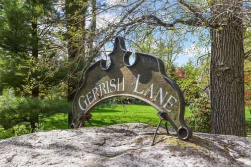126 Gerrish Ln, New-Canaan, CT 06840 exterior
