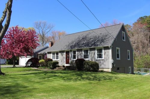 103 Pinecrest Dr, North-Kingstown, RI 02852 exterior