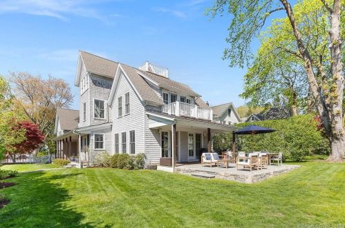 9 Hunt St, Norwalk, CT 06853 exterior