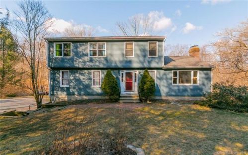 341 Old Zoar Rd, Upper Stepney, CT 06468 exterior