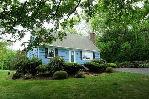 91 8 Lots Rd, Sutton, MA 01590 exterior