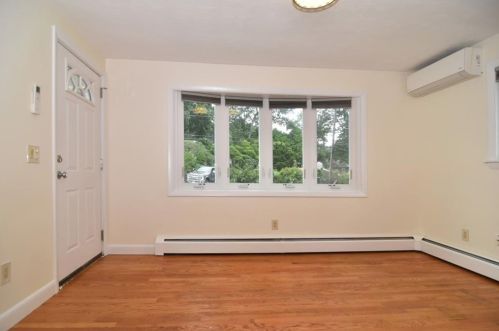 13 Darton St, Coventry, RI 02816 exterior