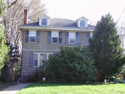 304 Lowell Ave, Newton, MA 02460 exterior