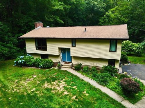 31 Schnoor Rd, Deep-River, CT 06419 exterior
