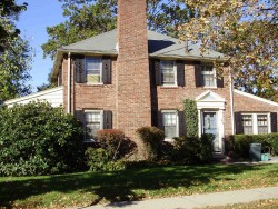 275 Cypress St, Newton, MA 02459 exterior