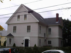 1083 Walnut St, Newton, MA 02461 exterior