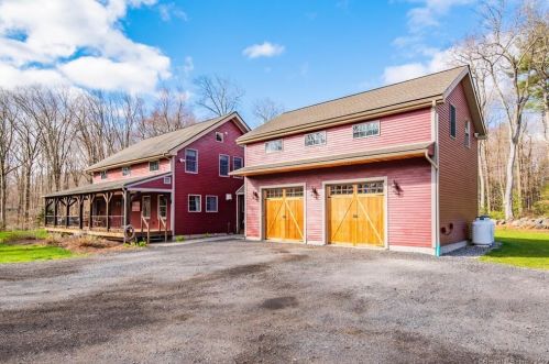 112 Maillet Ln, New Hartford, CT 06057 exterior