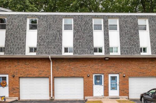 310 Dunfey Ln, Windsor, CT 06095 exterior