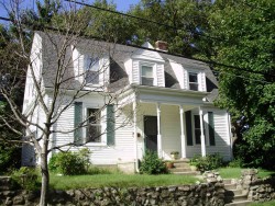 39 Chaske Ave, Newton, MA 02466 exterior