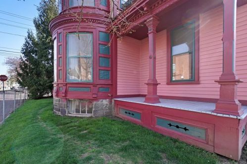 408 Barnum Ave, Bridgeport, CT 06608 exterior