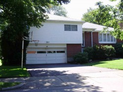 68 Levbert Rd, Newton, MA 02459 exterior