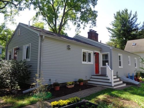 53 Grove St, Bristol, CT 06010 exterior